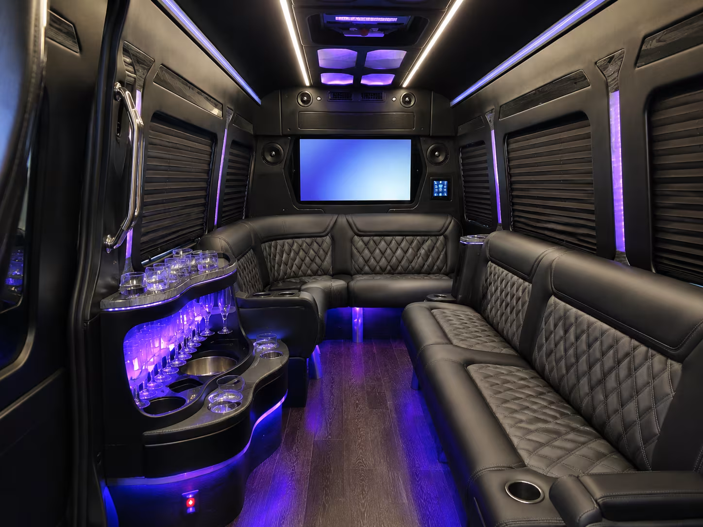 after prom transportation to great lakes crossing auburn hills and detroit