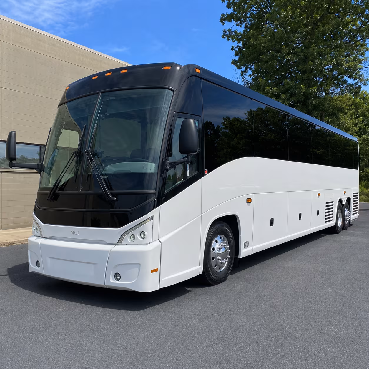 concert bus rentals to little caesars arena in detroit