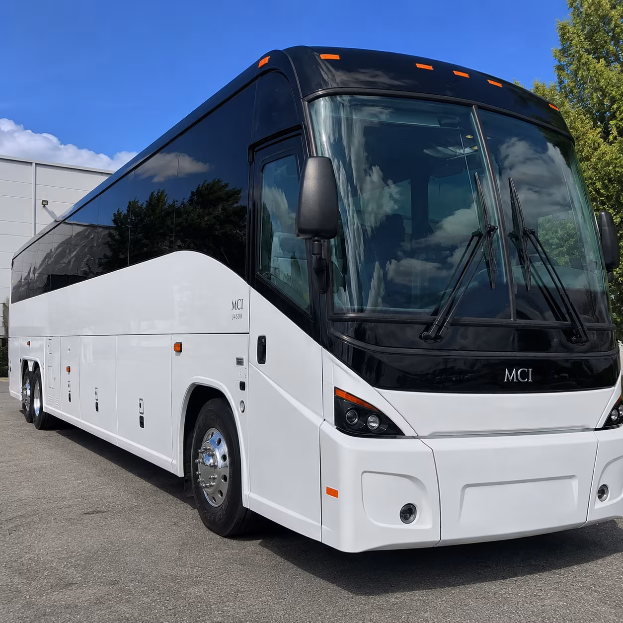 shift worker shuttles for automotive and manufacturing teams